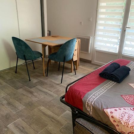 Appartement Rez De Chaussee Maison Independant Avec Piscine Saint-Christol-lès-Alès Extérieur photo
