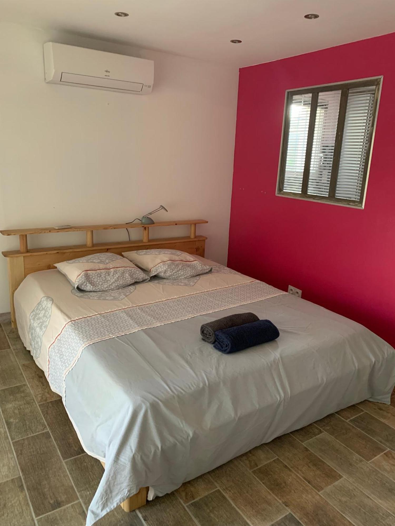 Appartement Rez De Chaussee Maison Independant Avec Piscine Saint-Christol-lès-Alès Extérieur photo